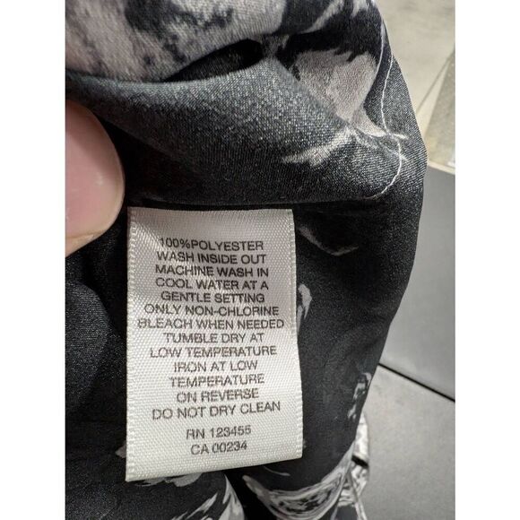 Lord & Taylor 424 Fifth Metallic Silver Rose Burnout Sleeveless Tank Women's Med - Picture 4 of 6